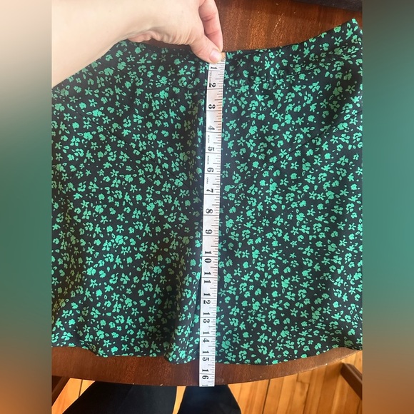 ZARA Green & Black Floral Skort – Size Medium - Picture 6 of 6